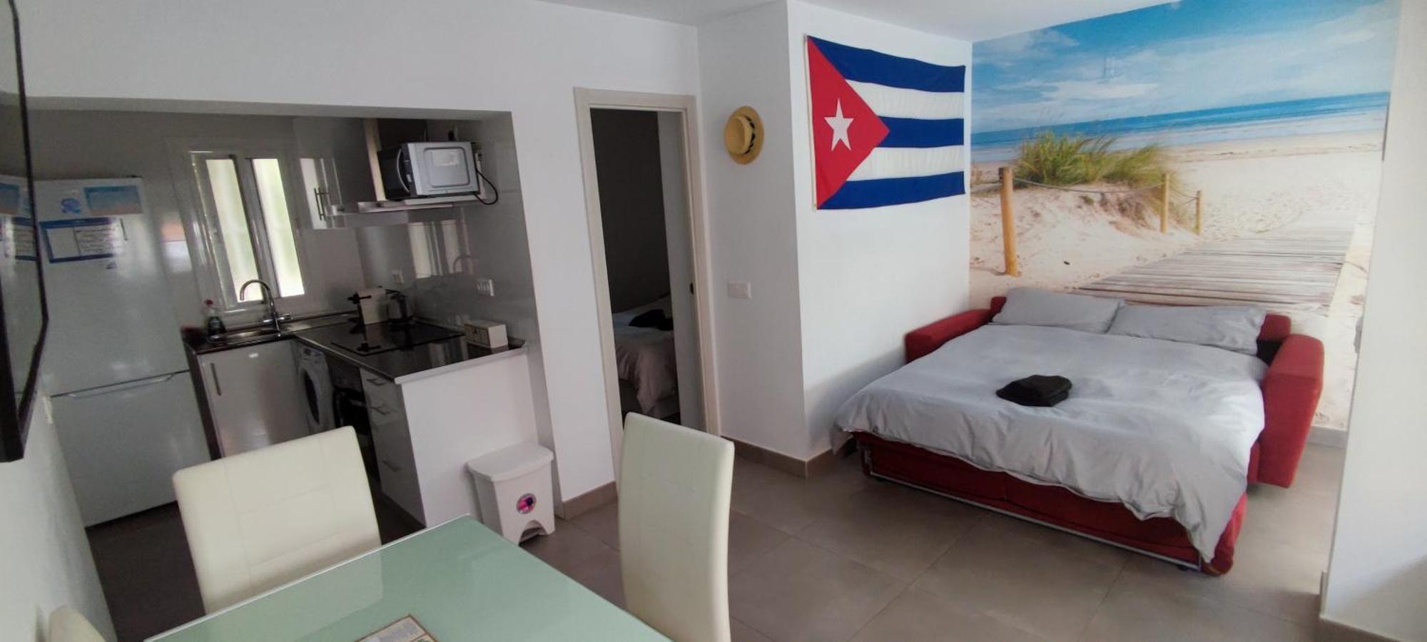 El Rinconcito Cubano En La Playa Apartment Almeria Bagian luar foto